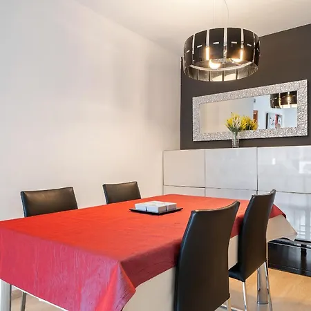 Apartment Hauzify I Ponent *