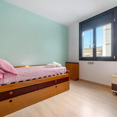 Hauzify I Ponent Appartement Pineda de Mar